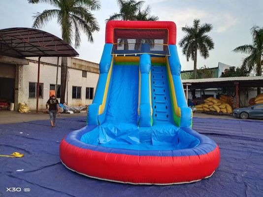 Scivoli d'acqua gonfiabili blu arancione con piscina