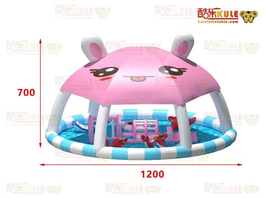 Bambini piscina gonfiabile personalizzata con piccoli giocattoli galleggianti