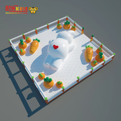 Coniglio gonfiabile con carota salta in piscina grande Castello di Boucny