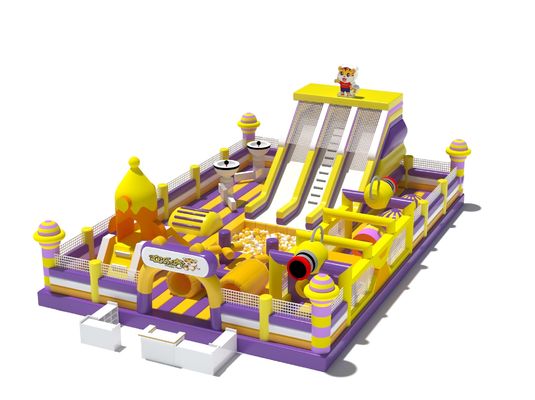 Tiger Fun Park Parco giochi con grandi scivoli e percorso di ostacoli