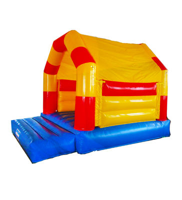 Mini castello gonfiabile e parco giochi per bambini