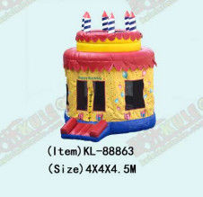 Torta di compleanno gonfiabile a cerchio rotondo Castello a rimbalzo 4*4*4,5m