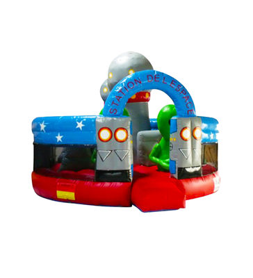 Area giochi gonfiabile personalizzata: Stazione spaziale aliena gonfiabile