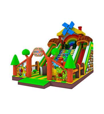 Parco giochi gonfiabile con scivolo arcobaleno personalizzato