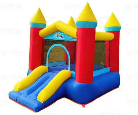 Scivolo gonfiabile in poliestere Oxford e trampolino per bambini divertimento e esercizio combinato